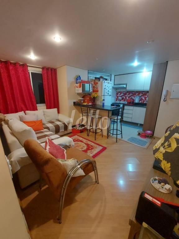 SALA de Apartamento à venda, Padrão com 53 m², 2 quartos e 1 vaga em Vila Guiomar - Santo André