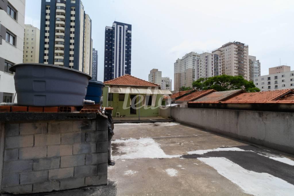 VARANDA FUNDOS de Casa à venda, sobrado com 320 m², 3 quartos e em Vila Monte Alegre - São Paulo