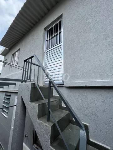 EDÍCULA de Casa à venda, térrea com 150 m², 3 quartos e 3 vagas em Campestre - Santo André