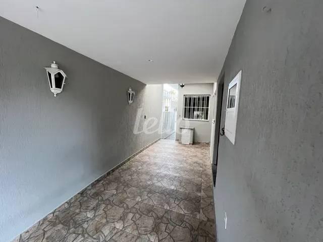 GARAGEM de Casa à venda, térrea com 150 m², 3 quartos e 3 vagas em Campestre - Santo André