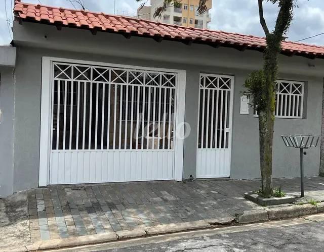 FACHADA de Casa à venda, térrea com 150 m², 3 quartos e 3 vagas em Campestre - Santo André