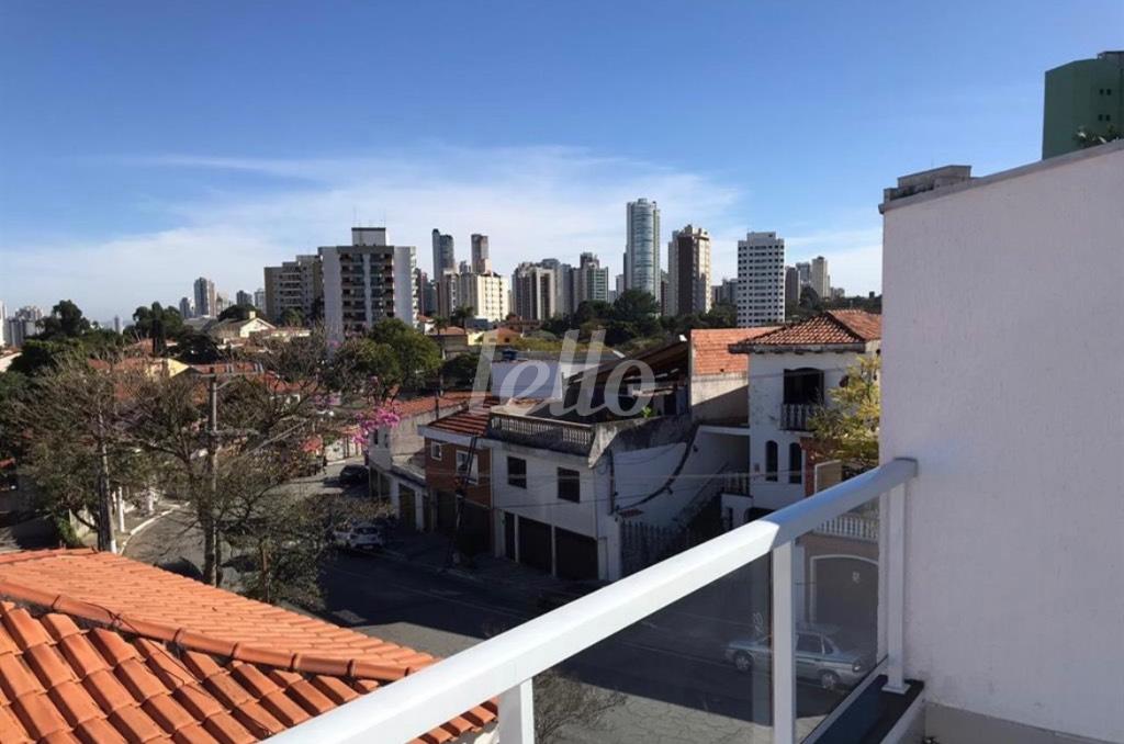 VISTA de Casa à venda, sobrado com 200 m², 3 quartos e 4 vagas em Vila Formosa - São Paulo