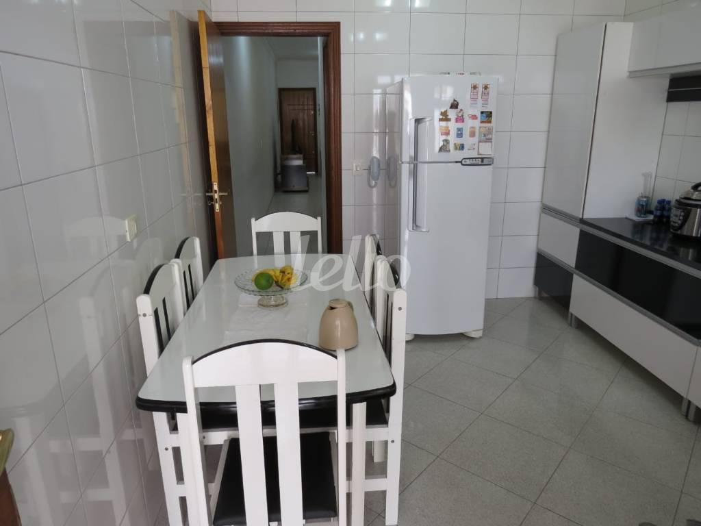 COZINHA de Casa à venda, sobrado com 114 m², 3 quartos e 2 vagas em Parque Sevilha - São Paulo