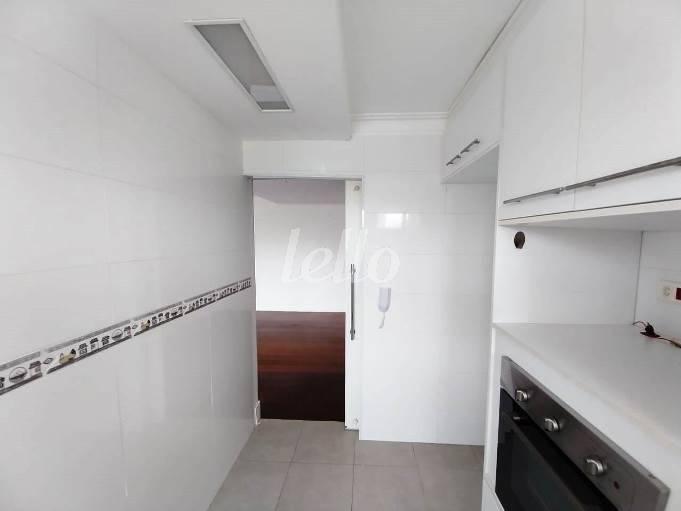 COZINHA de Apartamento à venda, Padrão com 140 m², 3 quartos e 2 vagas em Vila Clementino - São Paulo