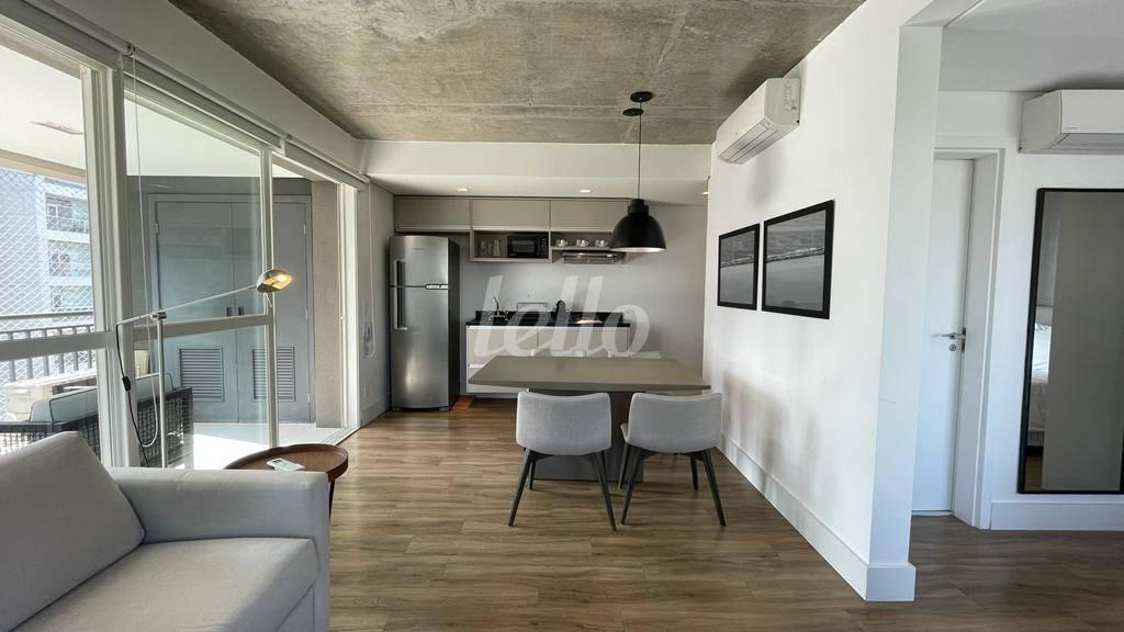 COZINHA de Apartamento para alugar, Padrão com 70 m², 1 quarto e 1 vaga em Cidade Monções - São Paulo
