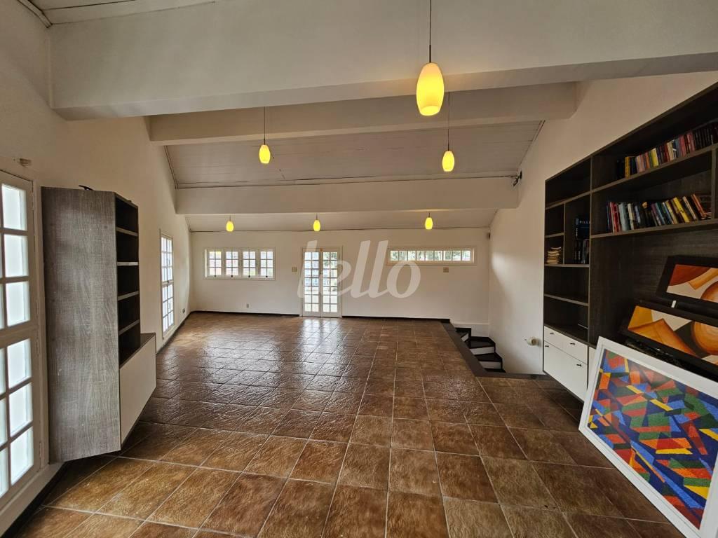 SOTÃO de Casa para alugar, sobrado com 272 m², 3 quartos e 3 vagas em Vila Formosa - São Paulo