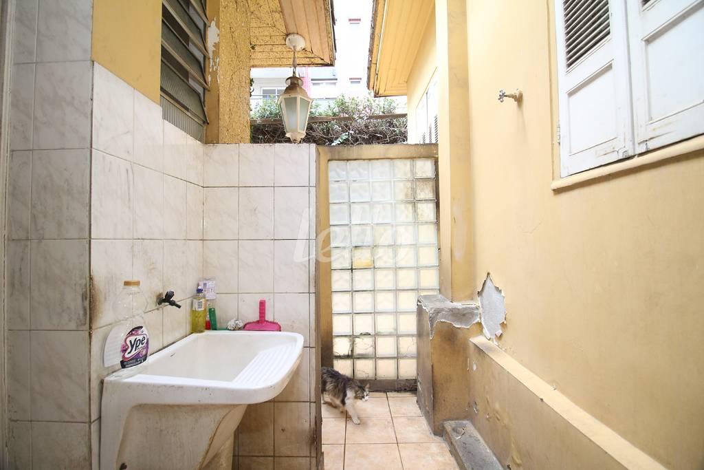 ÁREA DE SERVIÇO de Casa para alugar, sobrado com 800 m², e em Consolação - São Paulo