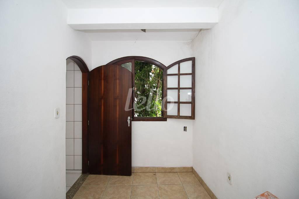 QUARTO DE SERVIÇO de Casa para alugar, sobrado com 175 m², 4 quartos e 3 vagas em Jd. Nossa Sra. Aparecida - São Paulo