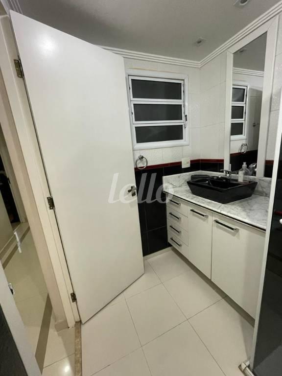 BANHEIRO de Apartamento à venda, Padrão com 104 m², 2 quartos e em Alto da Moóca - São Paulo