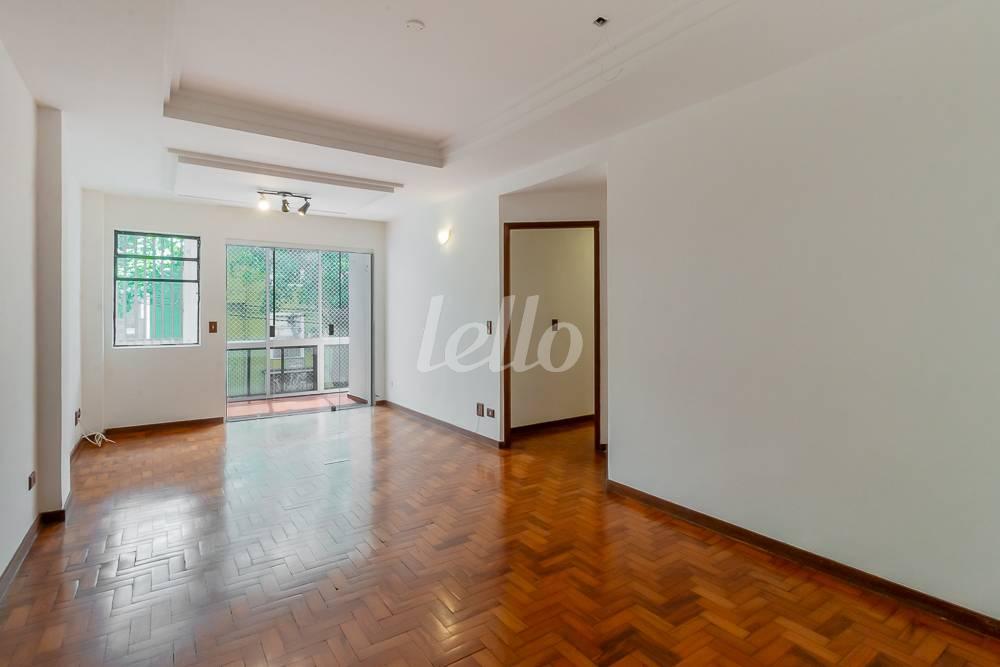 SALA de Apartamento à venda, Padrão com 125 m², 3 quartos e 1 vaga em Pinheiros - São Paulo