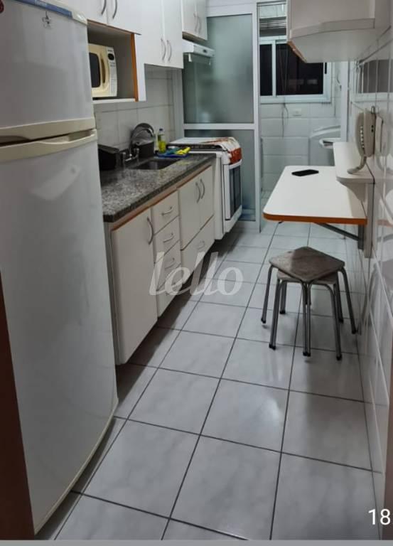 COZINHA de Apartamento à venda, Padrão com 66 m², 2 quartos e 2 vagas em Vila Azevedo - São Paulo