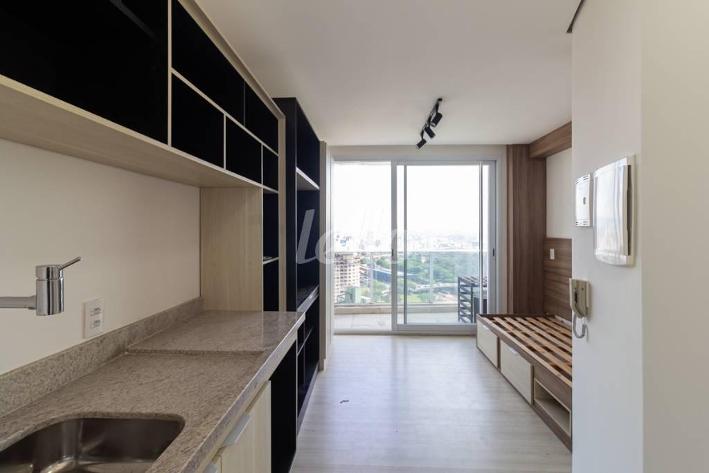 COZINHA de Apartamento à venda, Studio com 49 m², e 1 vaga em Sé - São Paulo