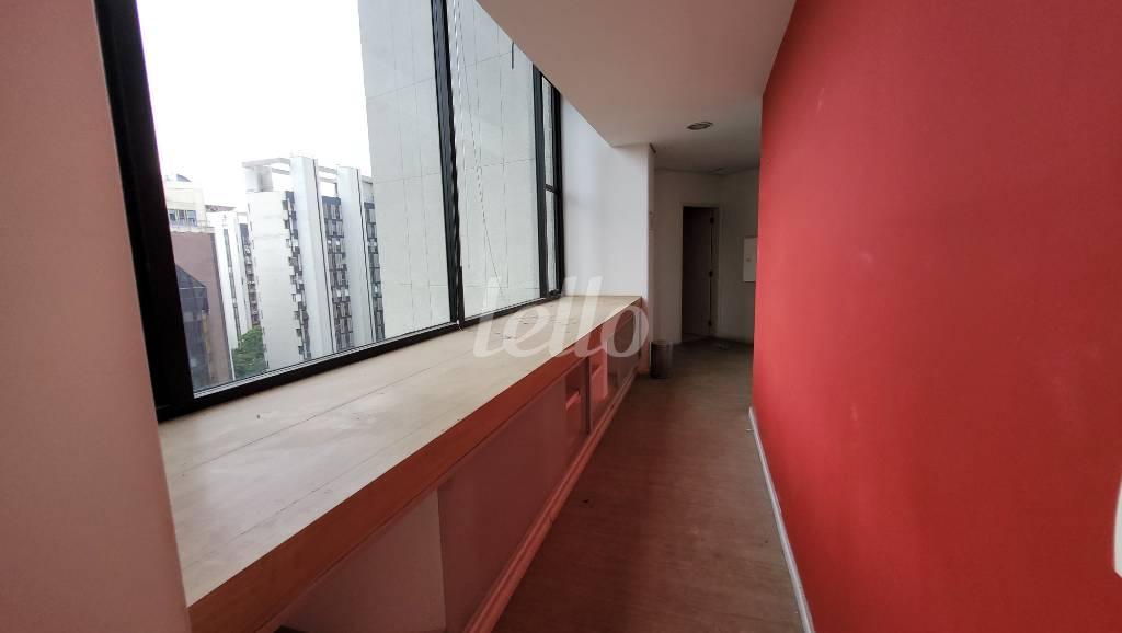 ÁREA COMUM de Andar para alugar, Padrão com 750 m², e 16 vagas em Cidade Monções - São Paulo