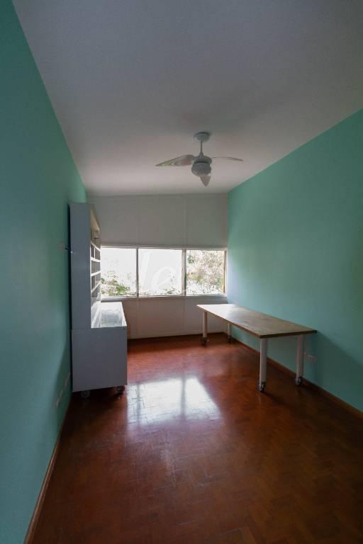 DORMITÓRIO 2 de Casa para alugar, sobrado com 400 m², 2 quartos e 11 vagas em Lapa - São Paulo