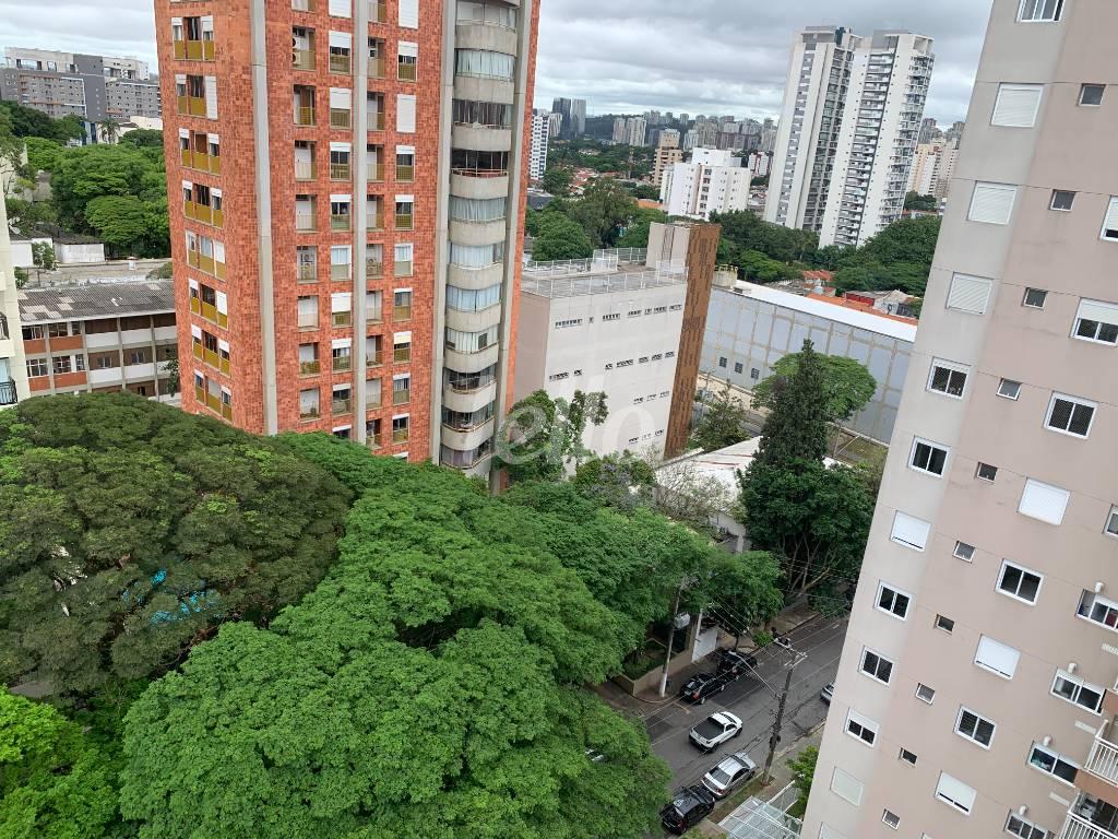 VISTA de Apartamento à venda, Padrão com 113 m², 3 quartos e 2 vagas em Santo Amaro - São Paulo