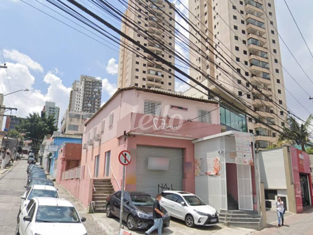 FACHADA de Casa para alugar, assobradada com 120 m², e em Santana - São Paulo