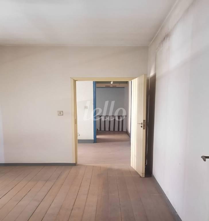 DORMITÓRIO de Casa para alugar, sobrado com 260 m², 4 quartos e 2 vagas em Santana - São Paulo