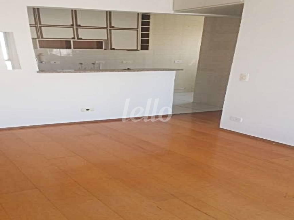 LIVING de Apartamento à venda, Padrão com 40 m², 1 quarto e 1 vaga em Mirandopolis - São Paulo