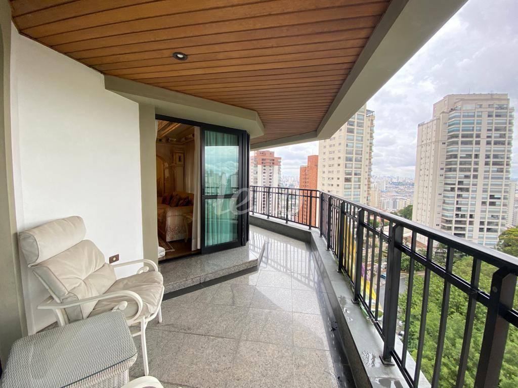 SACADA de Apartamento à venda, Duplex com 448 m², 9 quartos e 5 vagas em Parque da Mooca - São Paulo