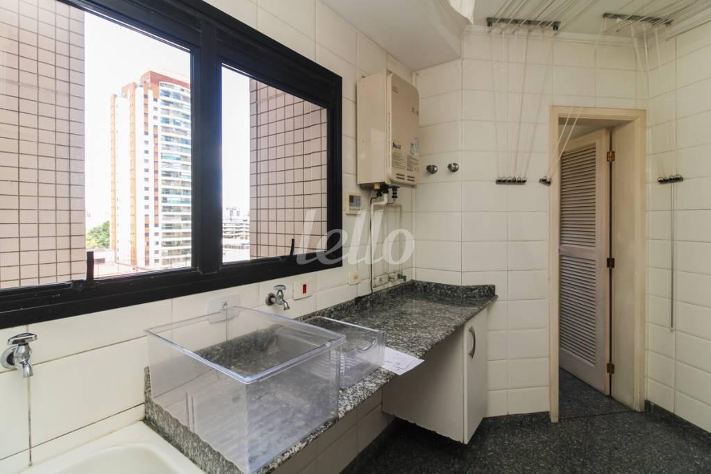 31 ÁREA DE SERVIÇO de Apartamento à venda, Padrão com 140 m², 3 quartos e 3 vagas em Jardim Anália Franco - São Paulo
