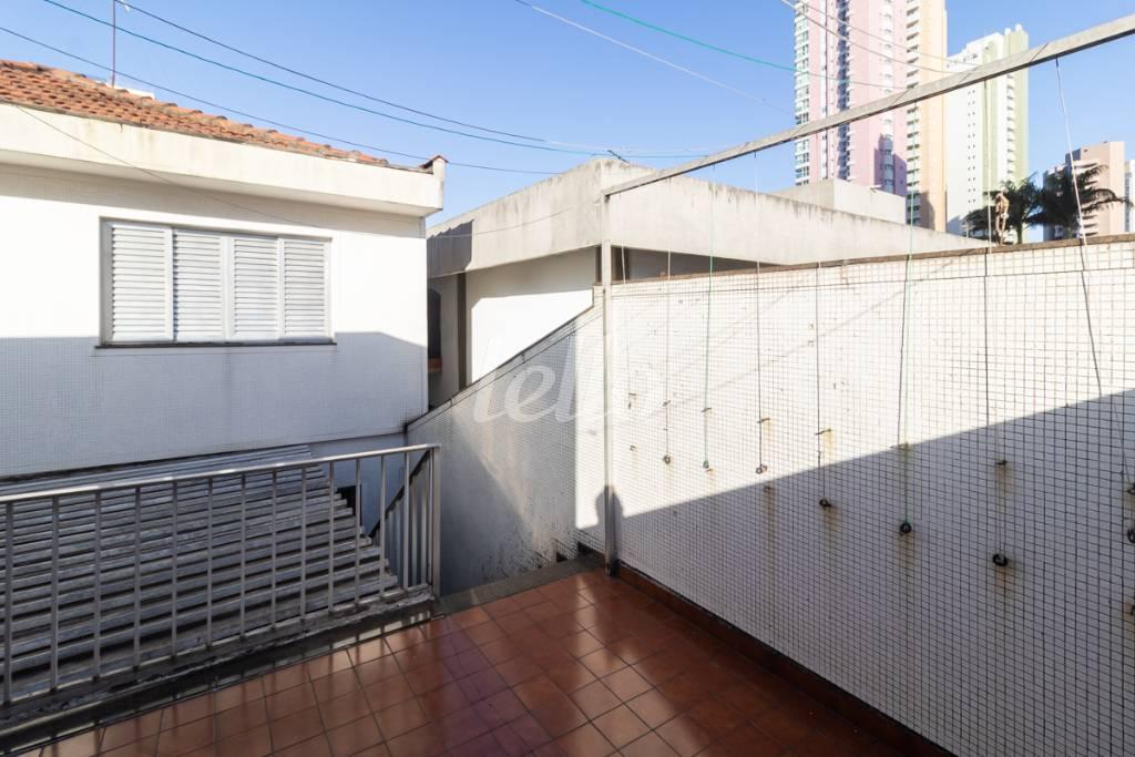 31 ÁREA DE SERVIÇO de Casa para alugar, sobrado com 248 m², 3 quartos e 5 vagas em Vila Analia Franco - São Paulo