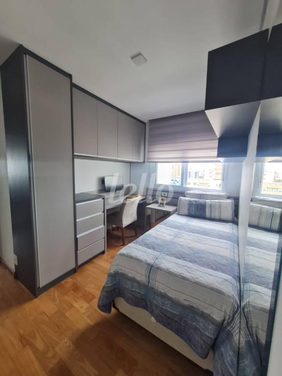DORMITÓRIO de Apartamento à venda, Padrão com 103 m², 3 quartos e 2 vagas em Centro - Santo André