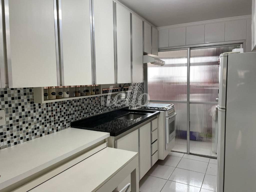 COZINHA de Apartamento à venda, Padrão com 72 m², 2 quartos e 2 vagas em Vila Gumercindo - São Paulo