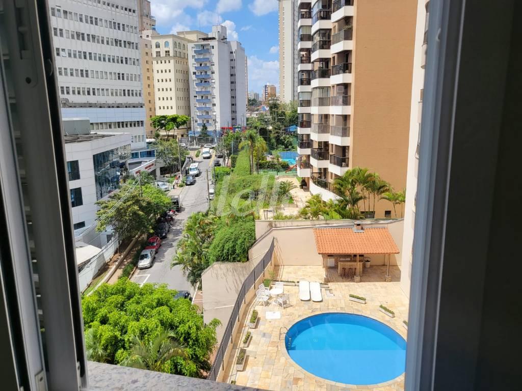 VISTA de Apartamento à venda, Padrão com 70 m², 4 quartos e 1 vaga em Santana - São Paulo
