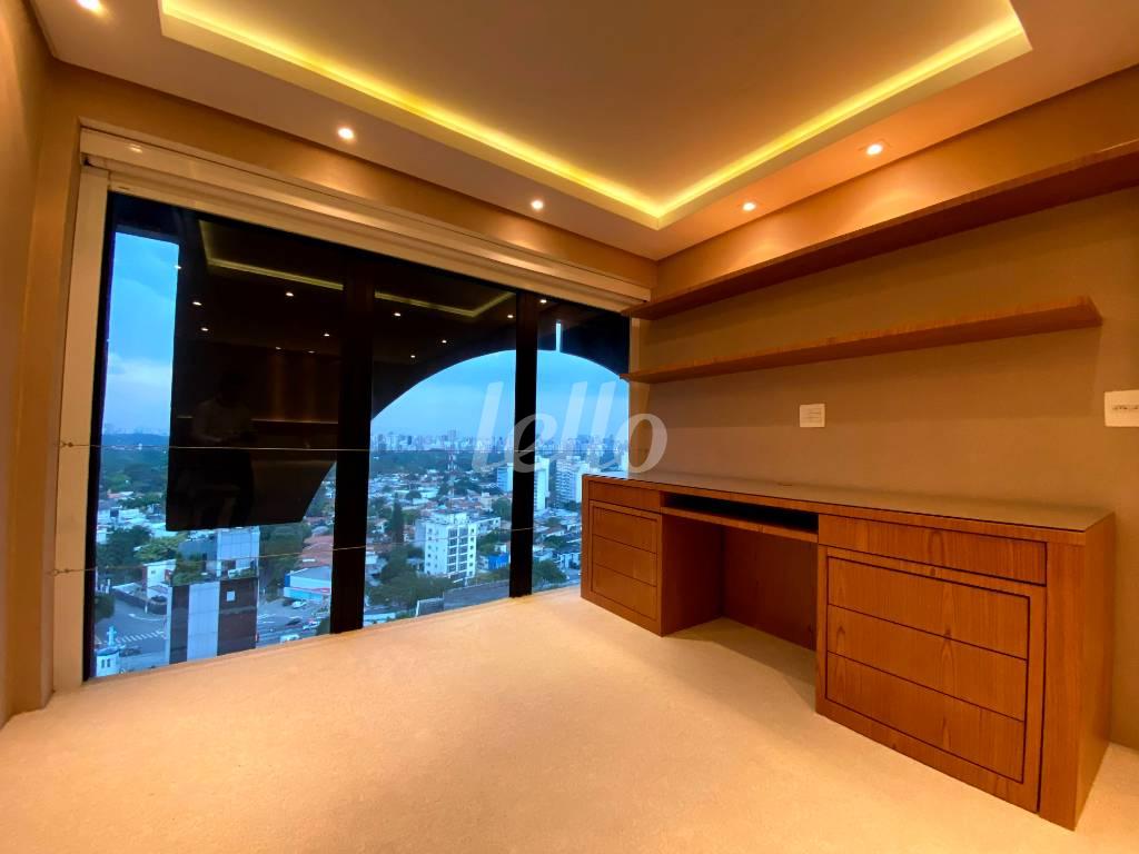 SUÍTE de Apartamento para alugar, Duplex com 82 m², 1 quarto e 1 vaga em Pinheiros - São Paulo