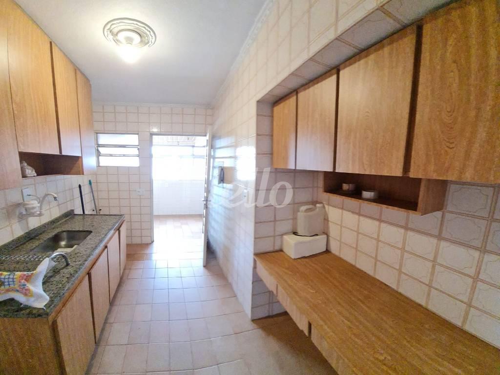 COZINHA de Apartamento à venda, Padrão com 84 m², 3 quartos e 1 vaga em Jardim Das Laranjeiras - São Paulo