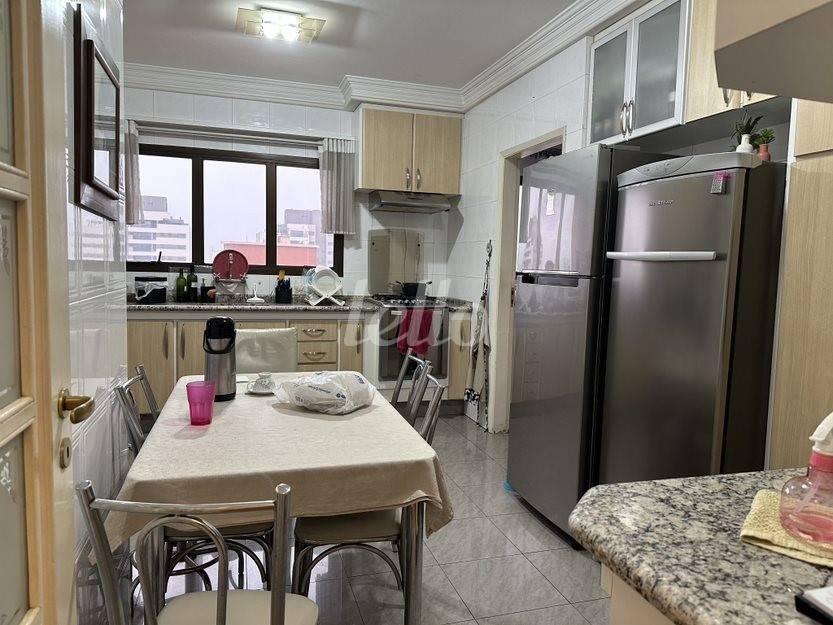 COZINHA de Apartamento à venda, Padrão com 200 m², 4 quartos e 3 vagas em Vila Boa Vista - Santo André