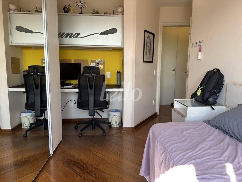 DORMITÓRIO1 de Apartamento à venda, Padrão com 200 m², 4 quartos e 3 vagas em Vila Boa Vista - Santo André