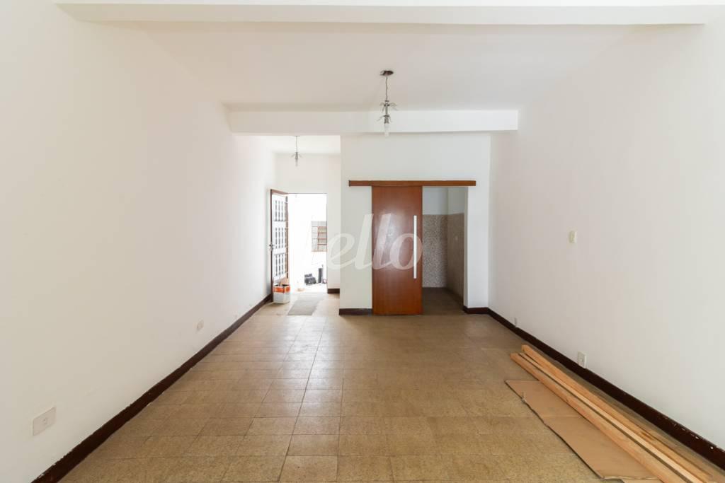 SALA 1 de Loja para alugar, Padrão com 80 m², e em Jardim Paulista - São Paulo