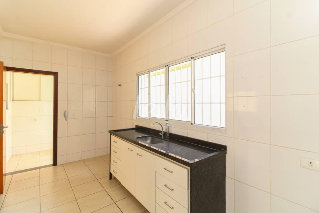 COZINHA de Casa para alugar, em condomínio - sobrado com 105 m², 3 quartos e 2 vagas em Vila Prudente - São Paulo