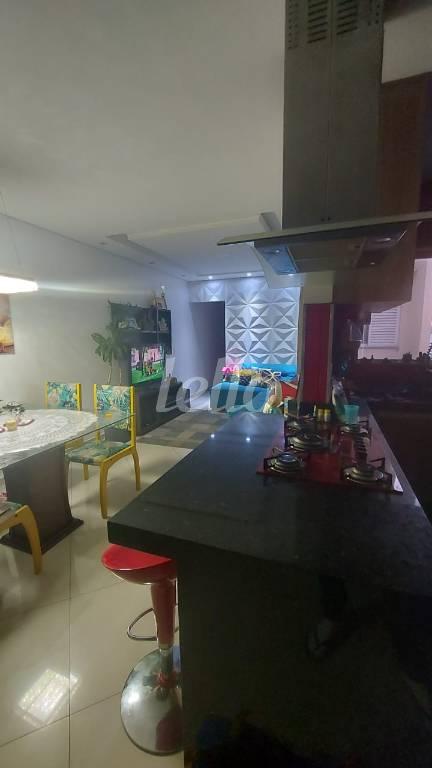 SALA de Apartamento à venda, cobertura - Padrão com 134 m², 2 quartos e 2 vagas em Vila Homero Thon - Santo André