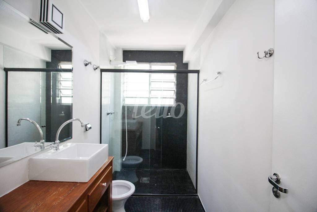 BANHEIRO de Apartamento para alugar, Padrão com 86 m², 2 quartos e 1 vaga em Vila Clementino - São Paulo