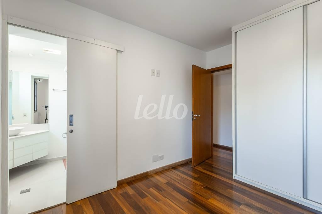 SUITE 2 (3) de Apartamento para alugar, Padrão com 280 m², 3 quartos e 4 vagas em Indianópolis - São Paulo
