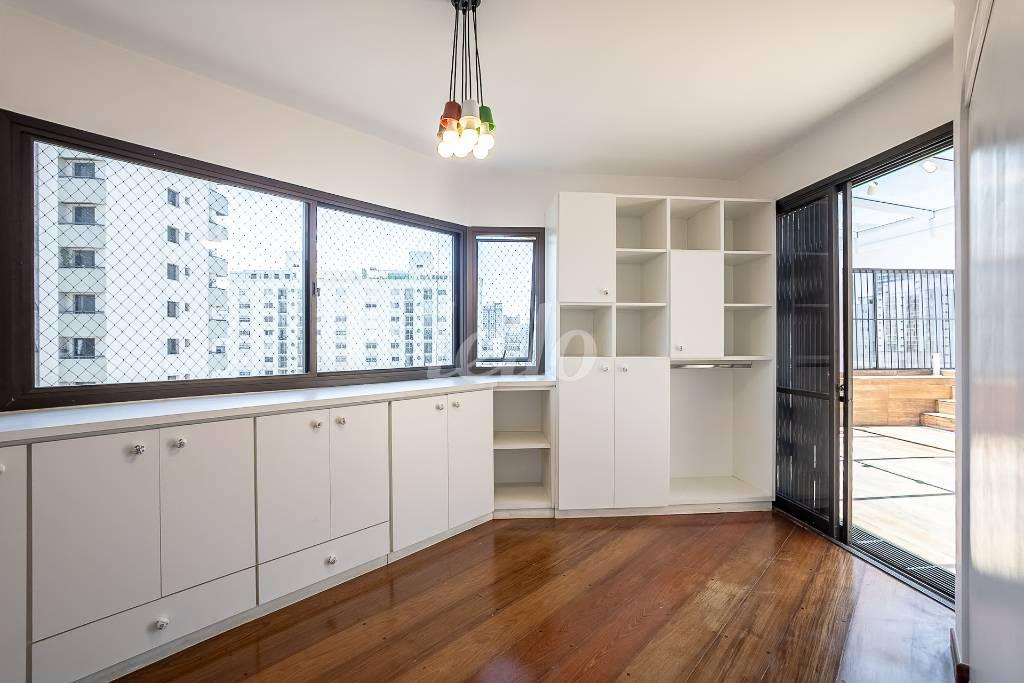SALA OBERTURA de Apartamento para alugar, Padrão com 280 m², 3 quartos e 4 vagas em Indianópolis - São Paulo