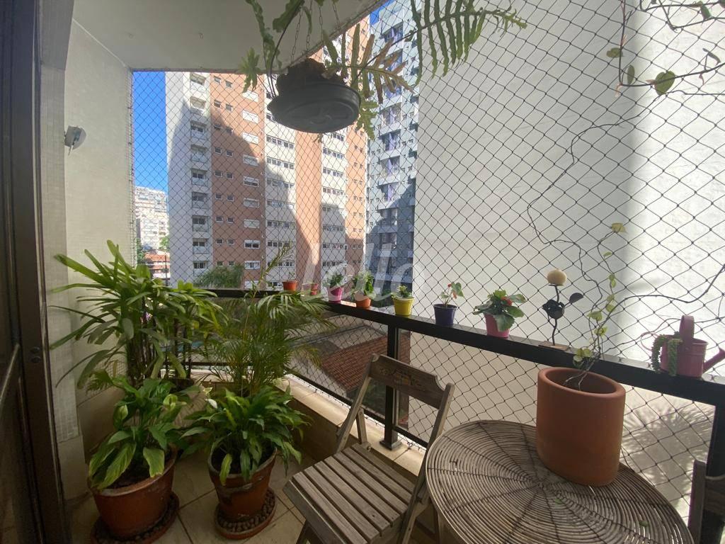 VARANDA de Apartamento à venda, Padrão com 158 m², 4 quartos e 2 vagas em Pinheiros - São Paulo
