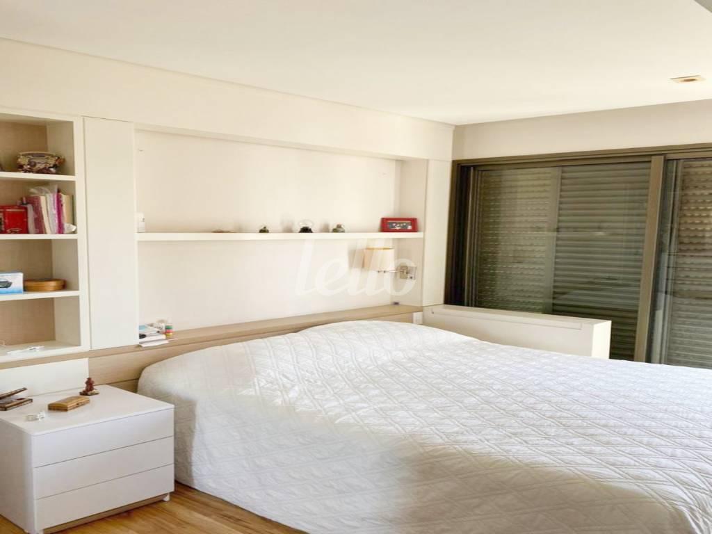 SUITE de Apartamento à venda, Duplex com 240 m², 3 quartos e 4 vagas em Brooklin Paulista - São Paulo