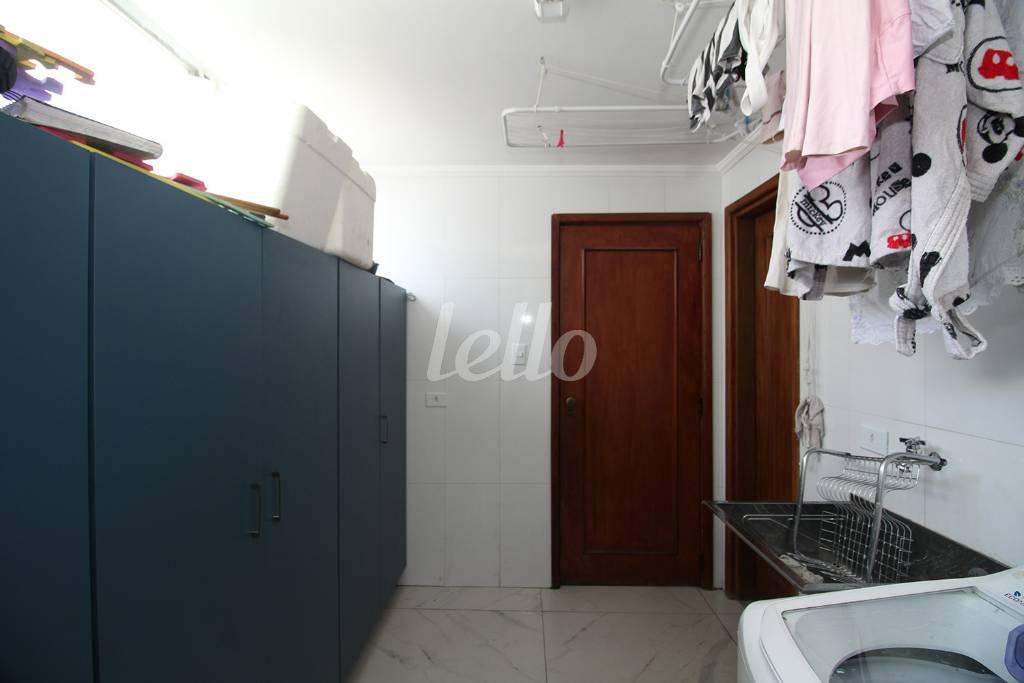 ÁREA DE SERVIÇO de Apartamento à venda, Padrão com 187 m², 4 quartos e 1 vaga em Paraíso - São Paulo
