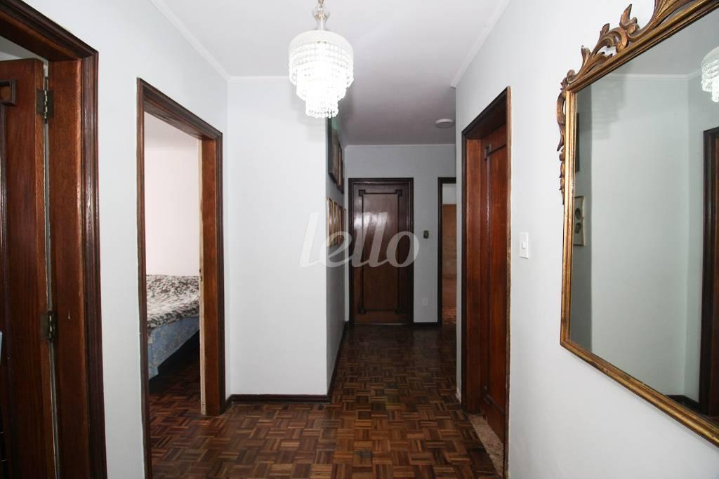 CORREDOR de Apartamento à venda, Padrão com 187 m², 4 quartos e 1 vaga em Paraíso - São Paulo
