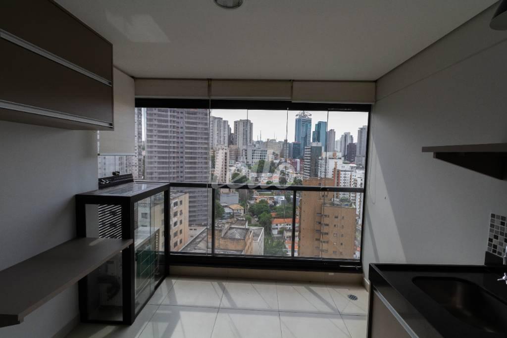SACADA E COZINHA de Apartamento à venda, Padrão com 31 m², 1 quarto e 1 vaga em Vila Mariana - São Paulo