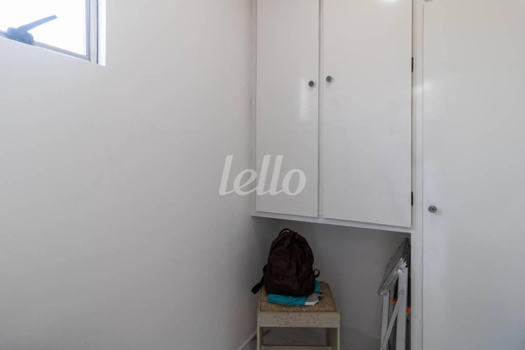 QUARTO DE SERVIÇO de Apartamento para alugar, Padrão com 130 m², 3 quartos e 1 vaga em Parque da Mooca - São Paulo