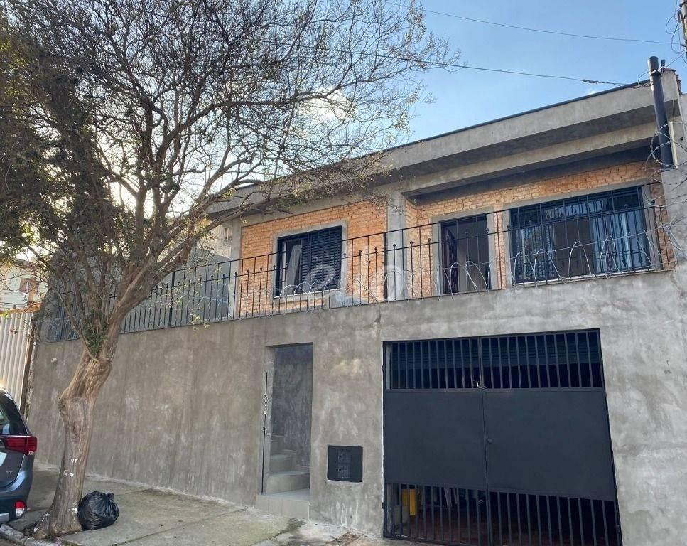 FACHADA de Casa à venda, térrea com 112 m², 2 quartos e 1 vaga em Vila Mariana - São Paulo