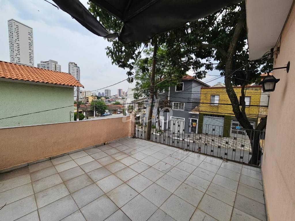 VARANDA de Casa para alugar, assobradada com 70 m², 1 quarto e em Cidade Mãe do Céu - São Paulo