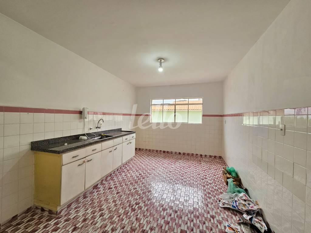 COZINHA de Casa para alugar, assobradada com 70 m², 1 quarto e em Cidade Mãe do Céu - São Paulo