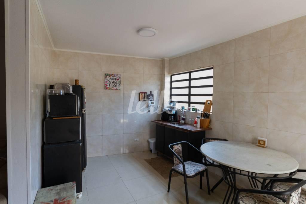 COZINHA de Casa para alugar, sobrado com 220 m², 3 quartos e 3 vagas em Vila Parque Jabaquara - São Paulo