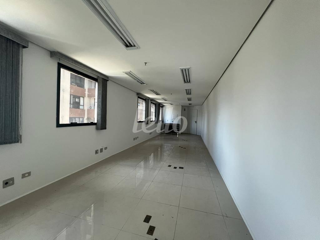 CONJUNTO COMERCIAL de Sala / Conjunto à venda, Padrão com 54 m², e 1 vaga em Perdizes - São Paulo