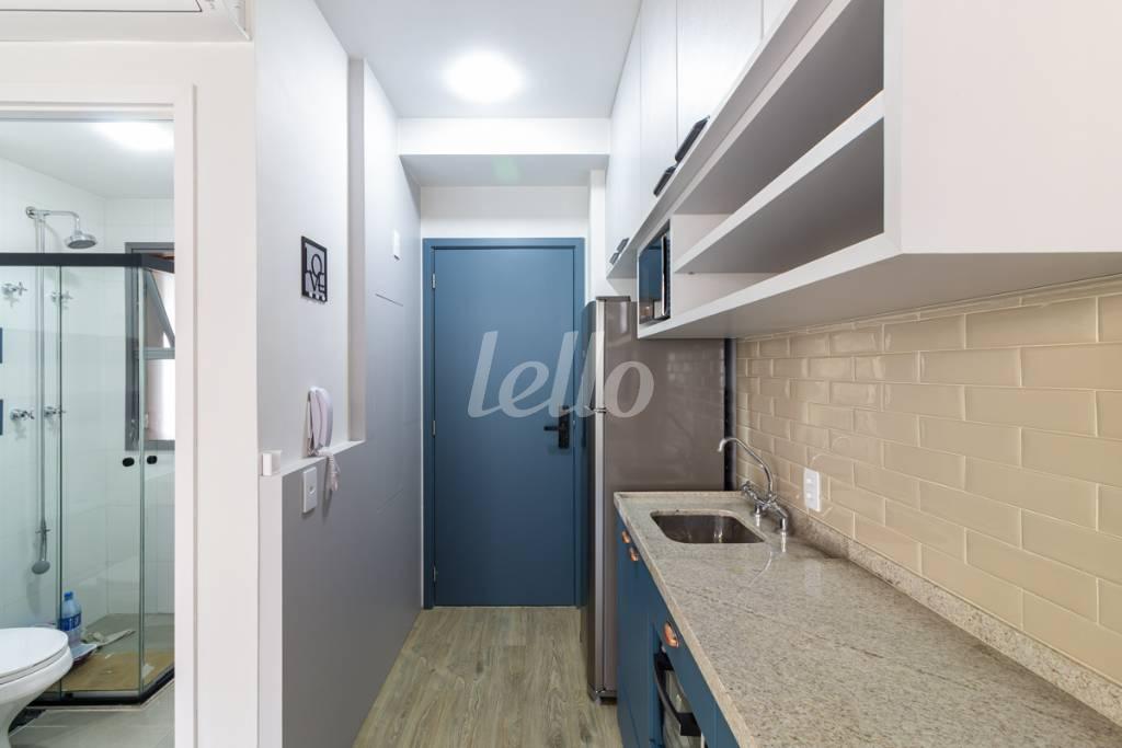 COZINHA de Apartamento para alugar, Padrão com 24 m², 1 quarto e em Pinheiros - São Paulo